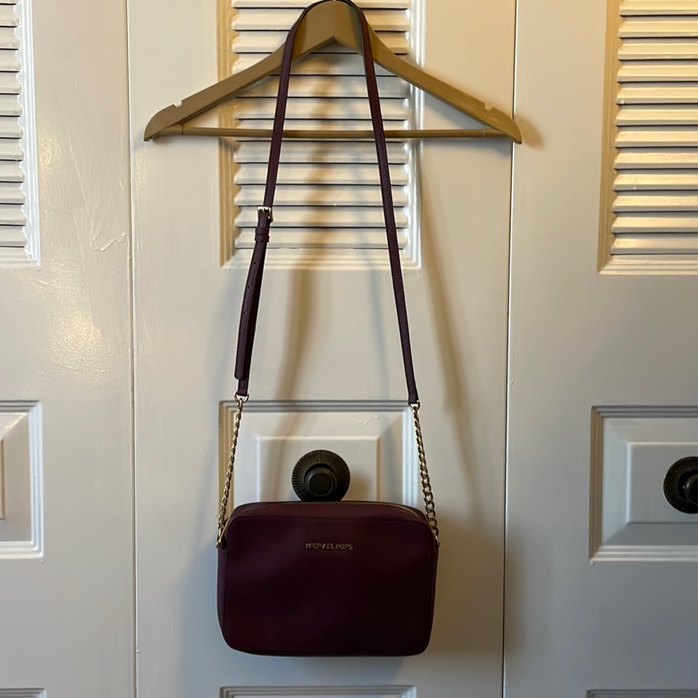 Michael Kors Cross Body - Maroon Color